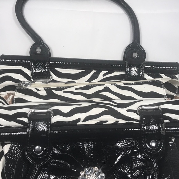 Zebra Purse Velvet Strips - Picture 3 of 8